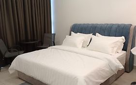 RJ Studio 1 - Kompleks Mutiara